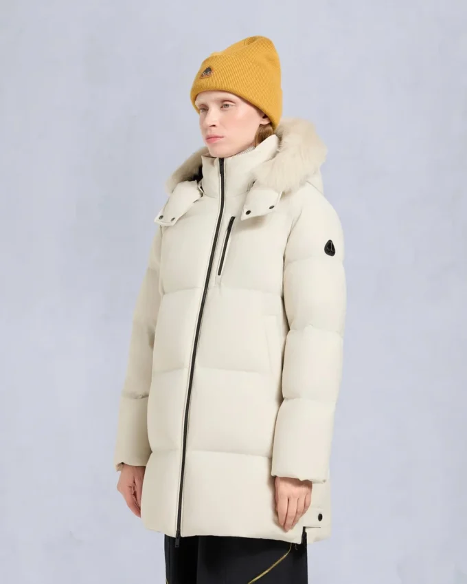 Chaqueta 3Q con ribete de piel de oveja Nyluxe Chelia Chaqueta 3Q con ribete de piel de oveja Nyluxe Chelia