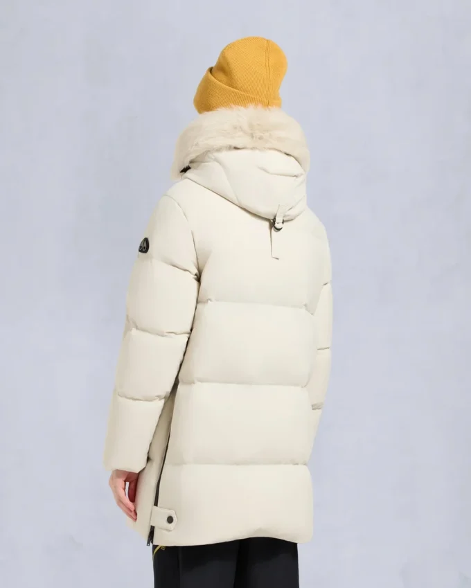 Chaqueta 3Q con ribete de piel de oveja Nyluxe Chelia Chaqueta 3Q con ribete de piel de oveja Nyluxe Chelia