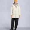 Chaqueta 3Q con ribete de piel de oveja Nyluxe Chelia Chaqueta 3Q con ribete de piel de oveja Nyluxe Chelia