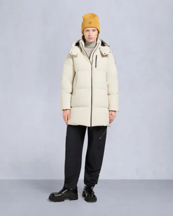 Chaqueta 3Q con ribete de piel de oveja Nyluxe Chelia Chaqueta 3Q con ribete de piel de oveja Nyluxe Chelia