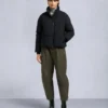 Chaqueta acolchada con ribete de piel de oveja Nyluxe Misti Chaqueta acolchada con ribete de piel de oveja Nyluxe Misti