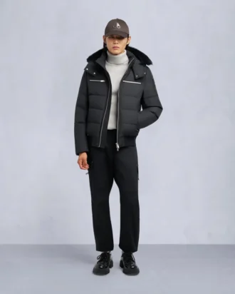 chaqueta bomber con ribete de piel de oveja 1 8 330x412 - Chaqueta bomber con ribete de piel de oveja
