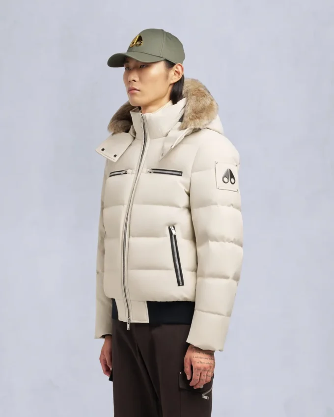 Chaqueta bomber con ribete de piel de oveja Chaqueta bomber con ribete de piel de oveja