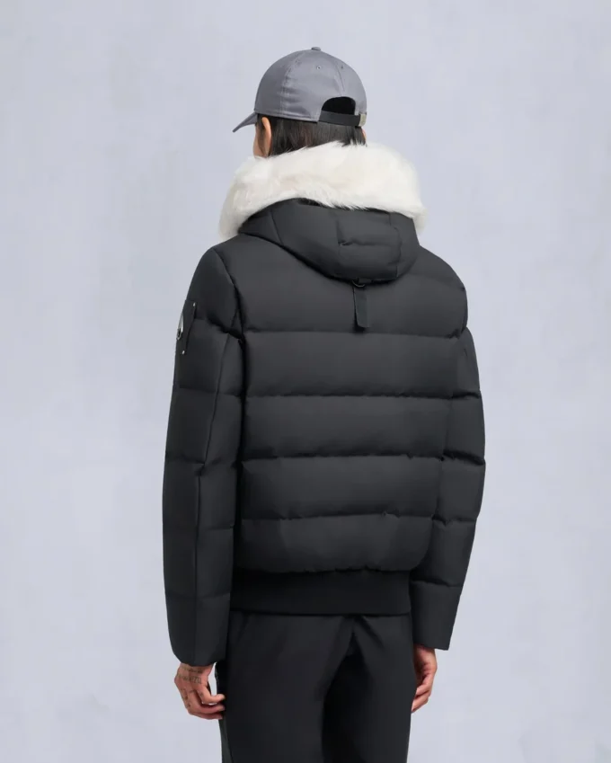 Chaqueta bomber con ribete de piel de oveja Chaqueta bomber con ribete de piel de oveja
