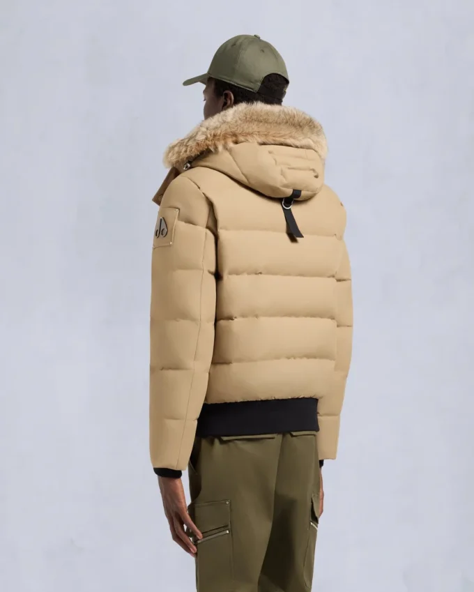 Chaqueta bomber con ribete de piel de oveja Chaqueta bomber con ribete de piel de oveja