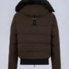 Chaqueta bomber con ribete de piel de oveja Chaqueta bomber con ribete de piel de oveja