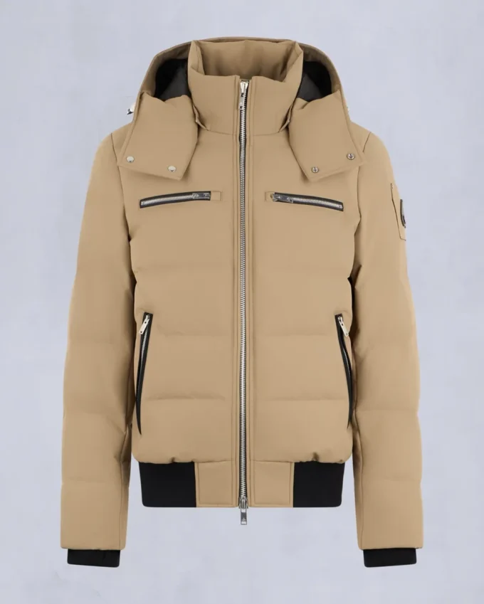 Chaqueta bomber con ribete de piel de oveja Chaqueta bomber con ribete de piel de oveja