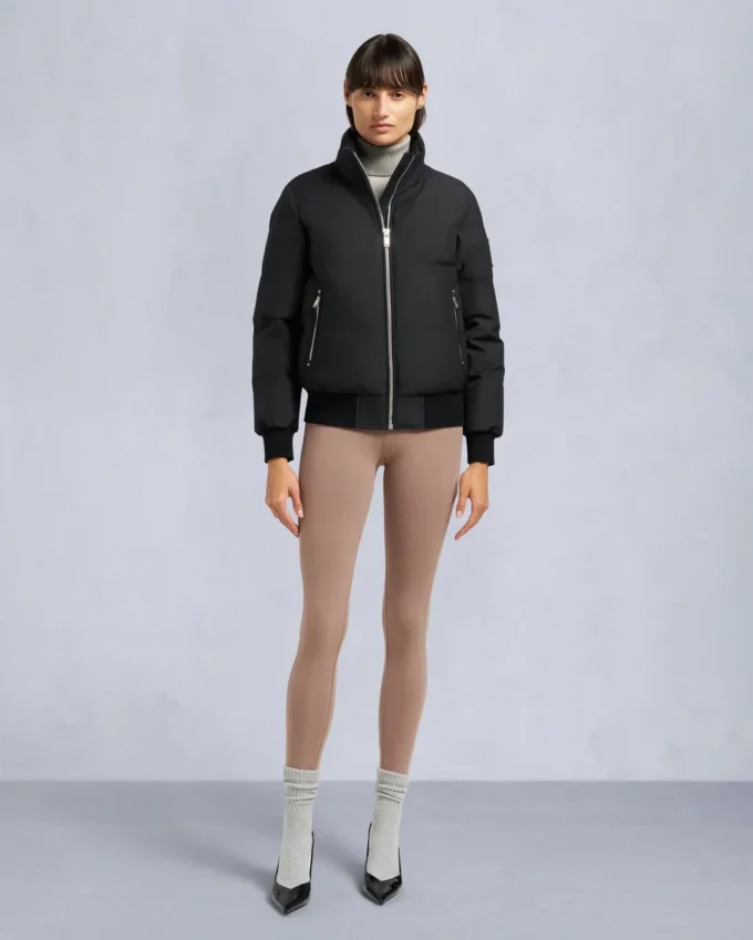 Chaqueta bomber con ribete de piel de oveja Chaqueta bomber con ribete de piel de oveja