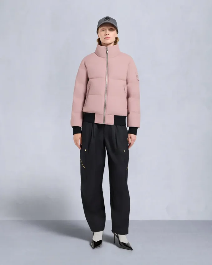 Chaqueta bomber con ribete de piel de oveja Chaqueta bomber con ribete de piel de oveja