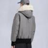 Chaqueta bomber con ribete de piel de oveja Debbie original Chaqueta bomber con ribete de piel de oveja Debbie original