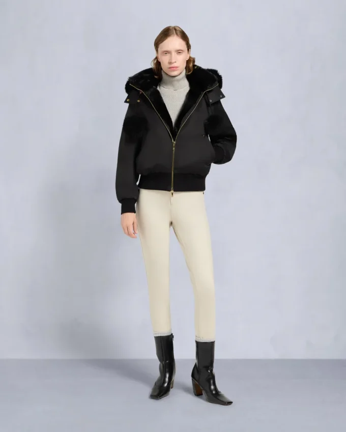 Chaqueta bomber Debbie Original Satin de la serie Gold Chaqueta bomber Debbie Original Satin de la serie Gold