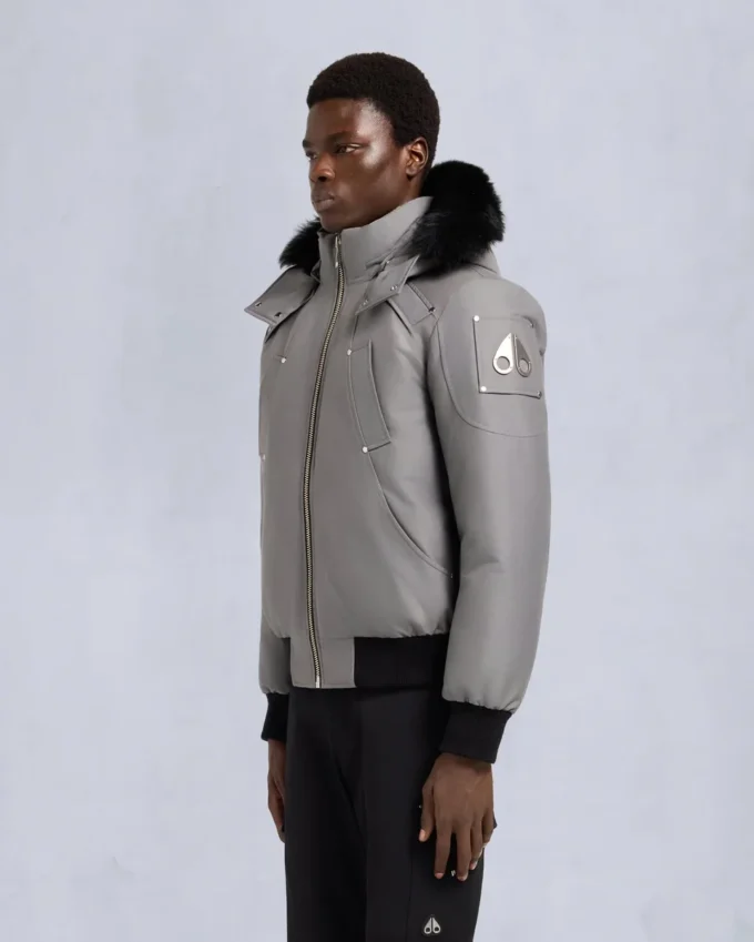 Chaqueta bomber original con ribete de piel de oveja Chaqueta bomber original con ribete de piel de oveja
