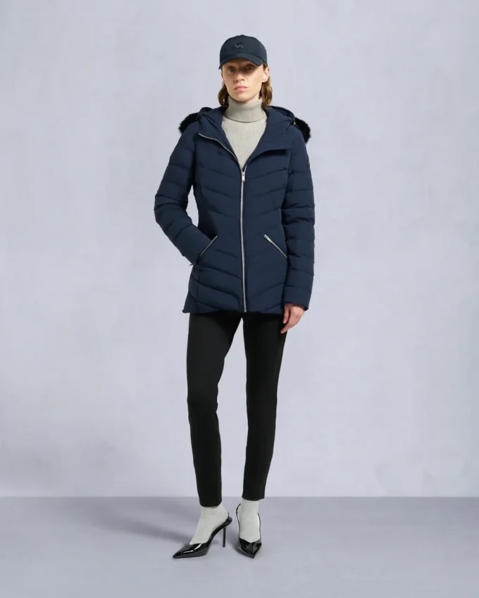 Chaqueta con ribete de piel de oveja Roselawn