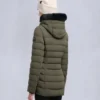 Chaqueta con ribete de piel de oveja Roselawn Chaqueta con ribete de piel de oveja Roselawn