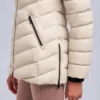 Chaqueta con ribete de piel de oveja Roselawn Chaqueta con ribete de piel de oveja Roselawn