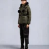 Chaqueta Gold Series Nyluxe Cambria con ribete de piel de oveja Chaqueta Gold Series Nyluxe Cambria con ribete de piel de oveja