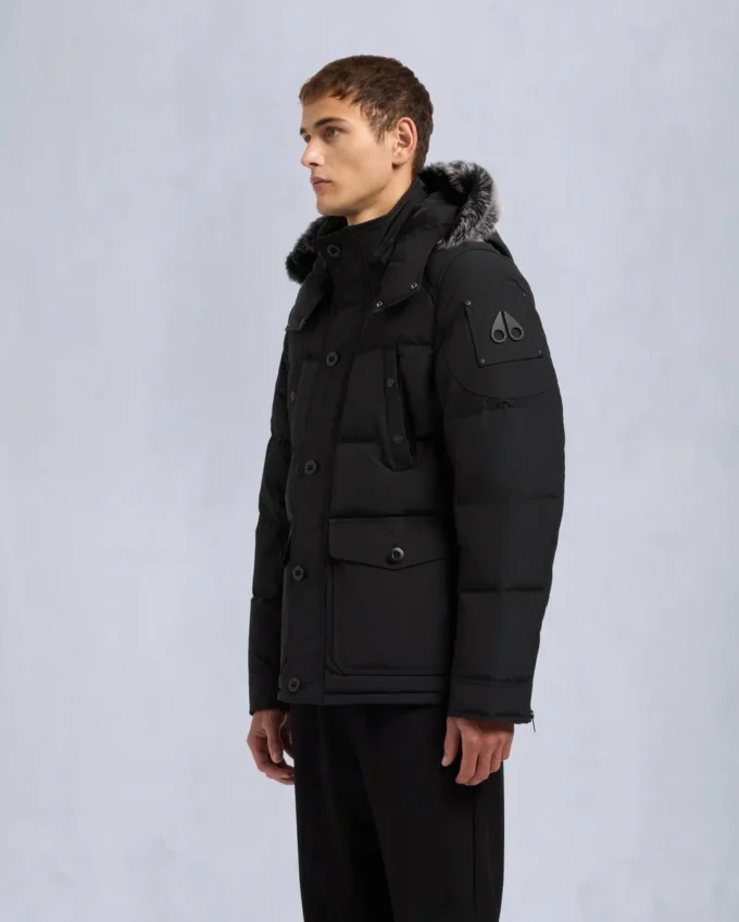 Chaqueta Onyx Round Island con ribete de piel de oveja Chaqueta Onyx Round Island con ribete de piel de oveja