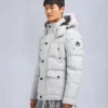 Chaqueta Onyx Round Island con ribete de piel de oveja Chaqueta Onyx Round Island con ribete de piel de oveja