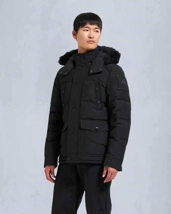 Chaqueta Onyx Round Island con ribete de piel de oveja Chaqueta Onyx Round Island con ribete de piel de oveja