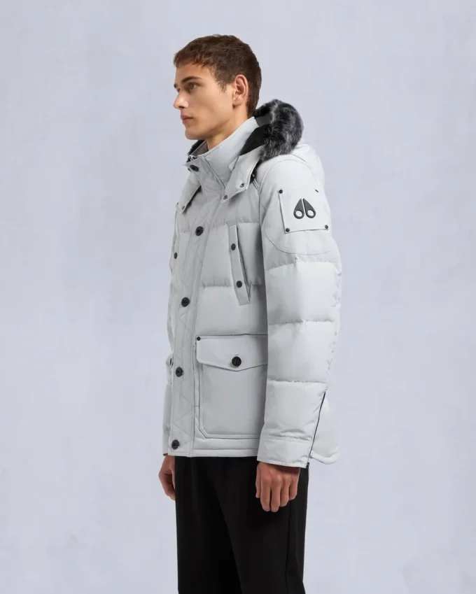 Chaqueta Onyx Round Island con ribete de piel de oveja Chaqueta Onyx Round Island con ribete de piel de oveja