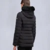 Chaqueta Roselawn con ribete de piel de oveja de la serie Gold Chaqueta Roselawn con ribete de piel de oveja de la serie Gold