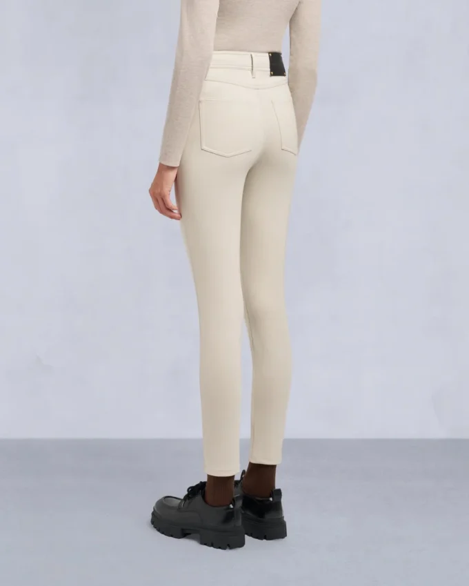 Pantalón Jeanette de la serie Gold Pantalón Jeanette de la serie Gold