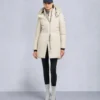 Parka con ribete de piel de oveja Parka con ribete de piel de oveja