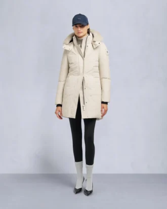 Parka con ribete de piel de oveja