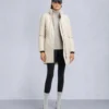 Parka con ribete de piel de oveja Parka con ribete de piel de oveja