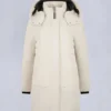 Parka con ribete de piel de oveja Parka con ribete de piel de oveja