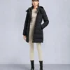 Parka con ribete de piel de oveja Nyluxe Watershed de la serie Gold Parka con ribete de piel de oveja Nyluxe Watershed de la serie Gold
