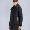 Parka con ribete de piel de oveja Nyluxe Watershed de la serie Gold Parka con ribete de piel de oveja Nyluxe Watershed de la serie Gold