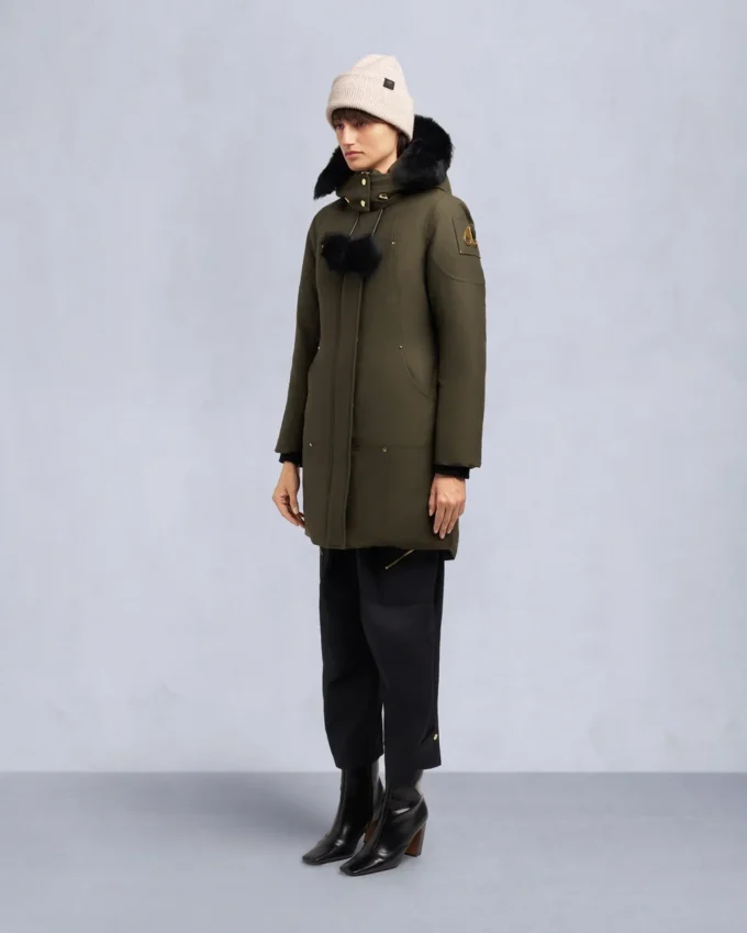 Parka con ribete de piel de oveja Stirling de la serie Gold Parka con ribete de piel de oveja Stirling de la serie Gold