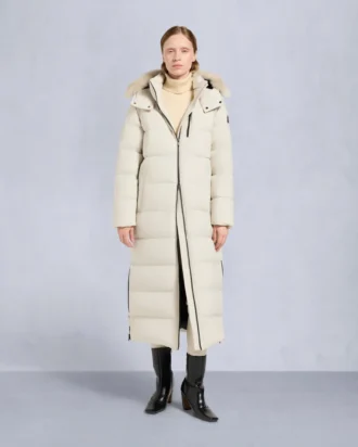 Parka Nyluxe Chelia con ribete de piel de oveja