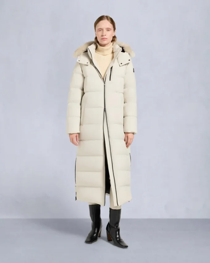 Parka Nyluxe Chelia con ribete de piel de oveja Parka Nyluxe Chelia con ribete de piel de oveja
