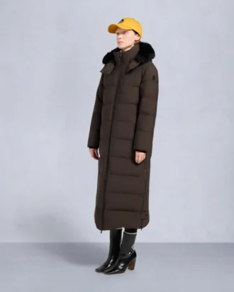 Parka Nyluxe Chelia con ribete de piel de oveja