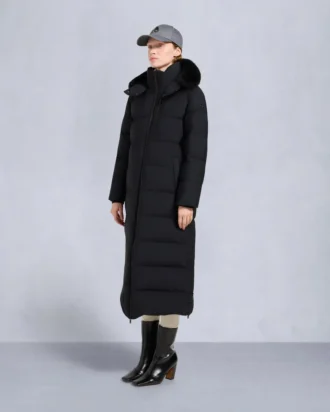 Parka Nyluxe Chelia con ribete de piel de oveja
