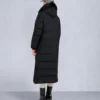 Parka Nyluxe Chelia con ribete de piel de oveja Parka Nyluxe Chelia con ribete de piel de oveja
