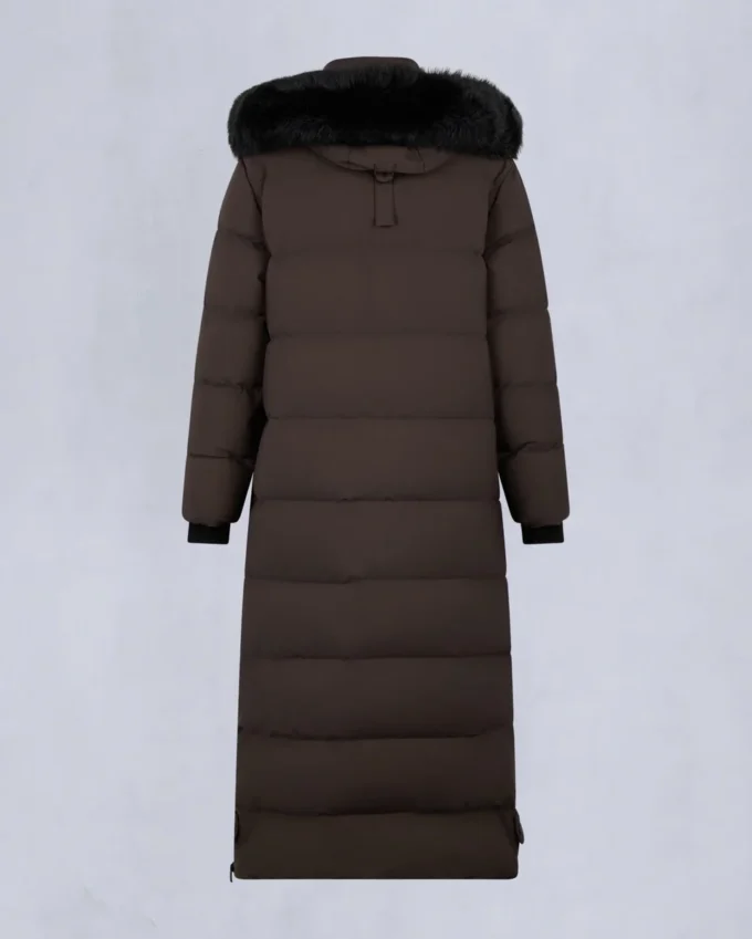 Parka Nyluxe Chelia con ribete de piel de oveja Parka Nyluxe Chelia con ribete de piel de oveja