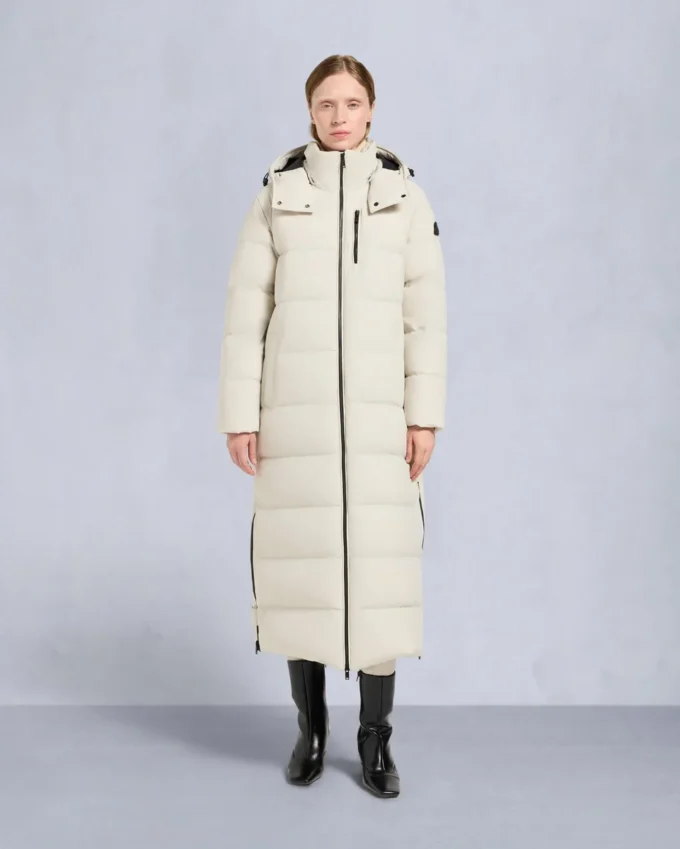 Parka Nyluxe Chelia con ribete de piel de oveja Parka Nyluxe Chelia con ribete de piel de oveja