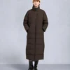 Parka Nyluxe Chelia con ribete de piel de oveja Parka Nyluxe Chelia con ribete de piel de oveja