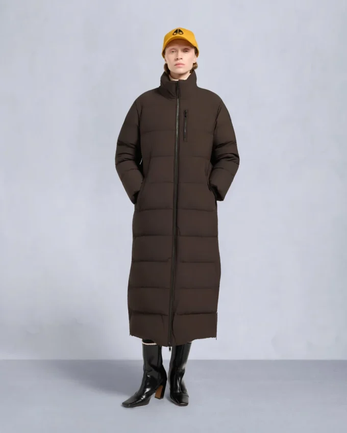 Parka Nyluxe Chelia con ribete de piel de oveja Parka Nyluxe Chelia con ribete de piel de oveja