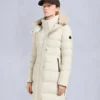 Parka Nyluxe Watershed con ribete de piel de oveja Parka Nyluxe Watershed con ribete de piel de oveja