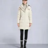 Parka Nyluxe Watershed con ribete de piel de oveja Parka Nyluxe Watershed con ribete de piel de oveja