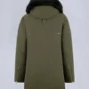 Parka Stirling con ribete de piel de oveja de la serie Gold Parka Stirling con ribete de piel de oveja de la serie Gold