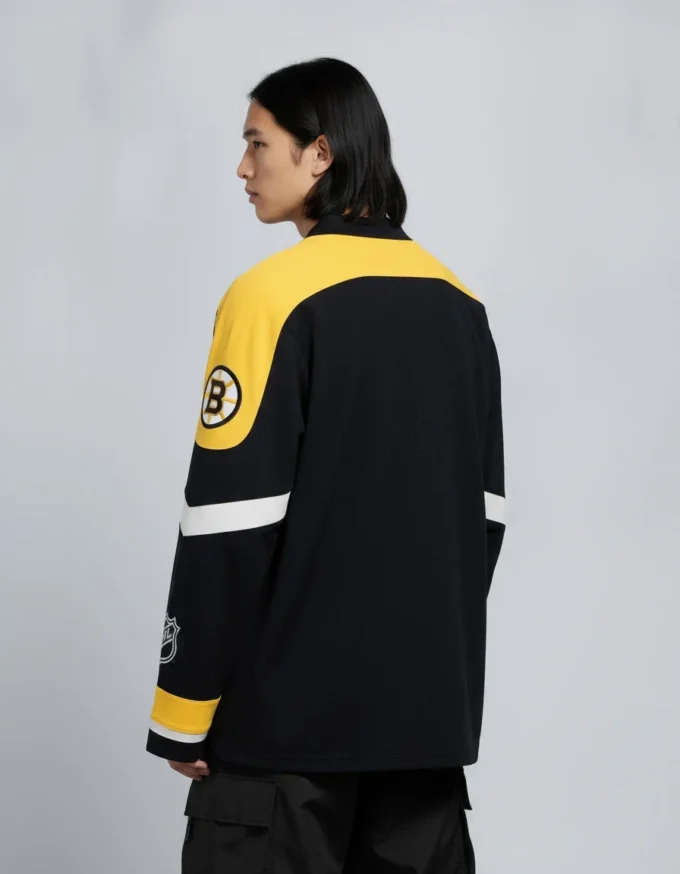 Polo Nhl X Moose Knuckles Bruins Polo Nhl X Moose Knuckles Bruins